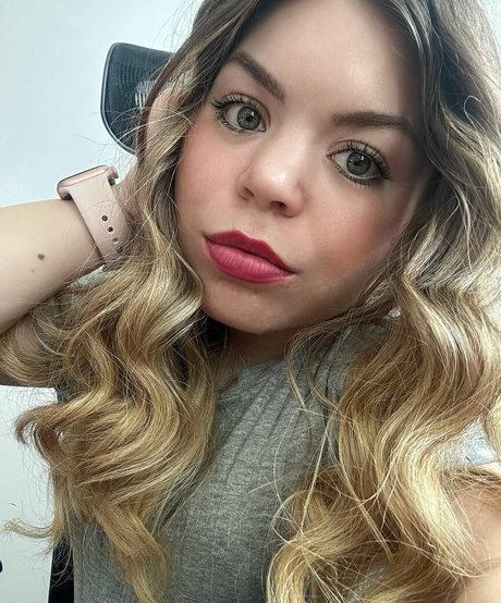 PowerpuffDoll porn model pic