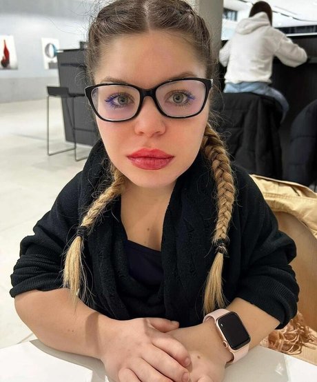 PowerpuffDoll model hot image