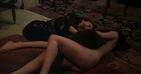 Juliette Binoche star nude pics