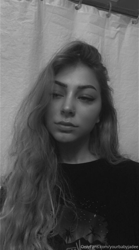 itsjadeblack naked pornstar archive