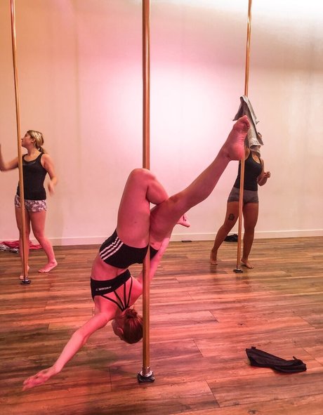 Lilijasmijn sexy star image