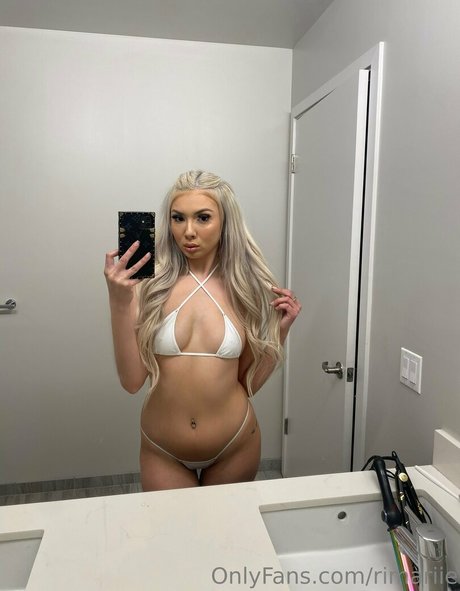 rimariie exclusive pornstar images