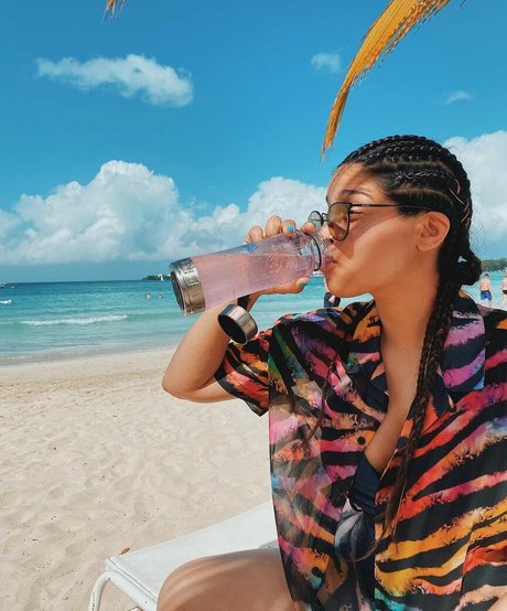 Lilly Singh star porn photo