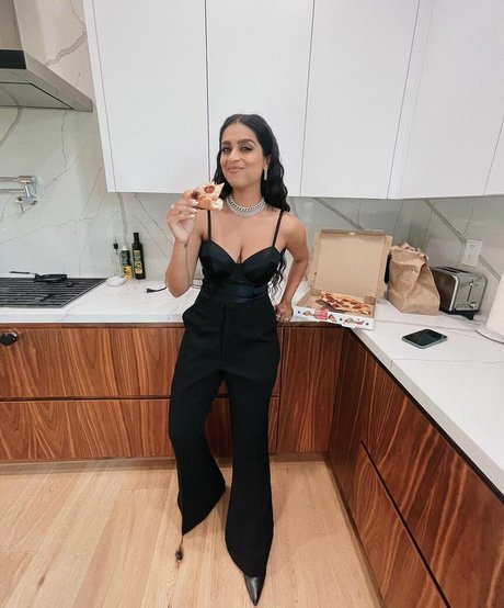 Lilly Singh model top photos