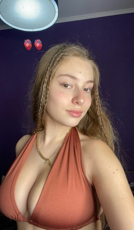 Mariela Vicenzi model nude pictures