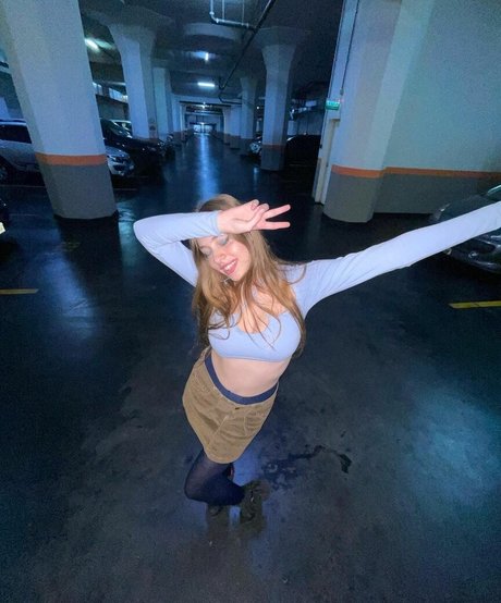 Mariela Vicenzi xxx model photo