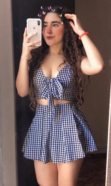 Sassi Zavala star best pics