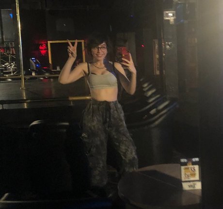 leez_____ sex star images