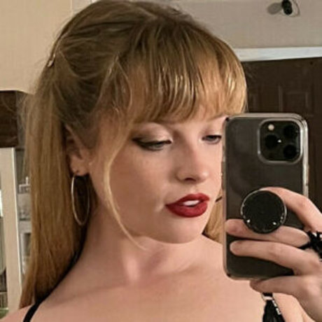 Cdzfit erotic model pictures