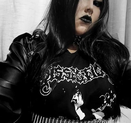 Vicky Draconya perfect actress photos