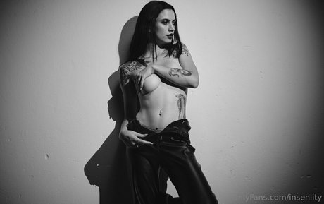 inseniity star xxx picture
