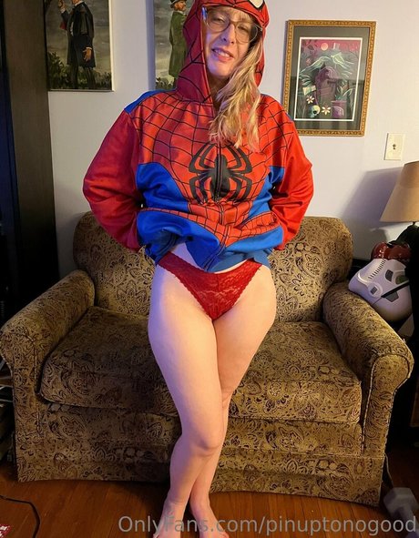 pinuptonogood erotic actress photos