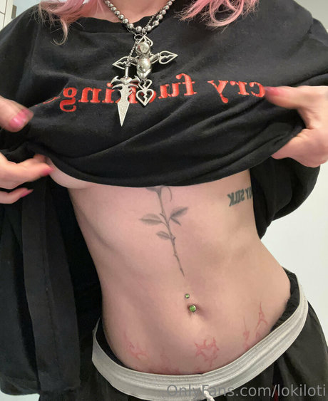 lokiloti nudes model picture