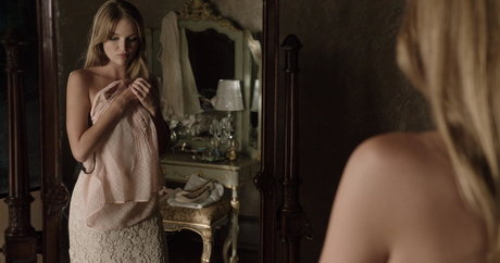 Lili Simmons best star pictures