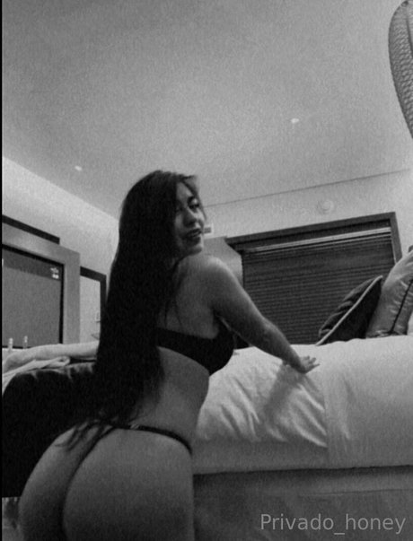 privado honey pornstar exclusive pics