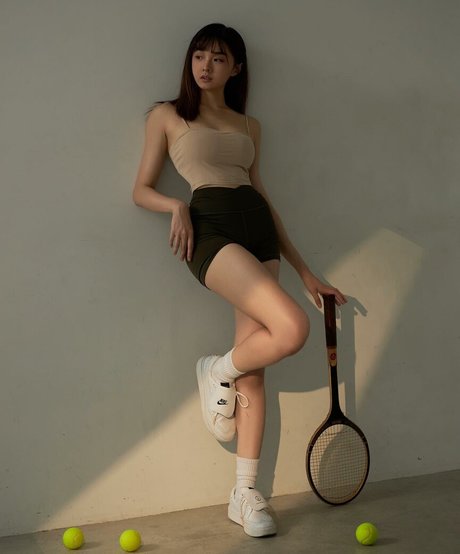 ruan ccc nude model pic