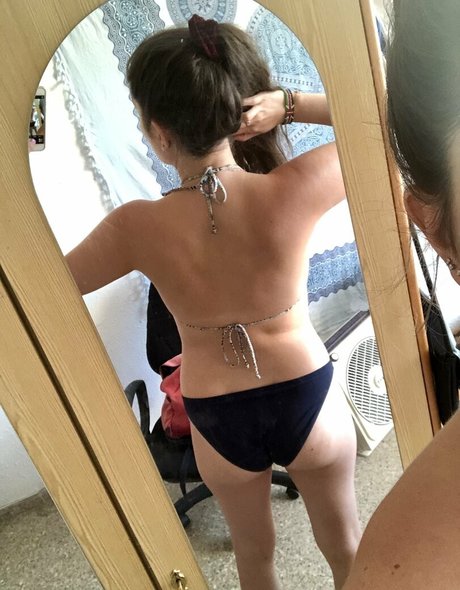 sassyrach model top image