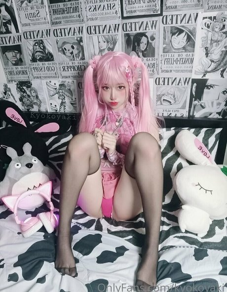 blonde gangbang onlyfans art naked pics