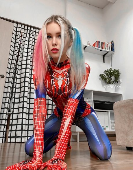 Vikneska hot star photo