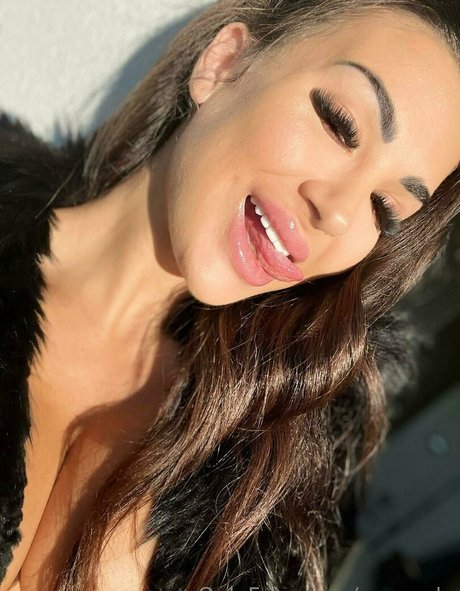 Susygala star top gallery