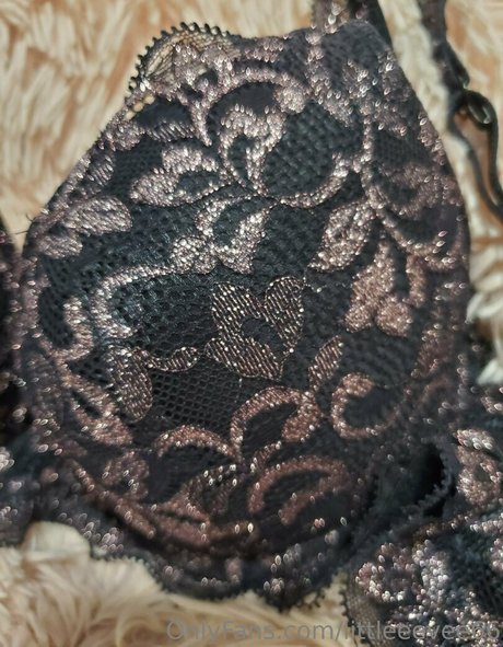 littleeevee66 actress pics