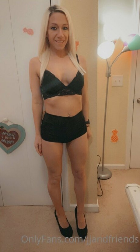 jjandfriends exclusive actress photo