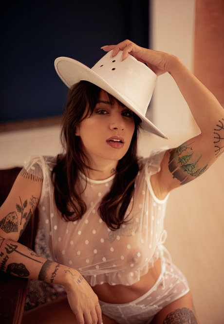 Thais Marin model sexy picture