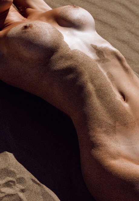 Kim m book_ exclusive actress images