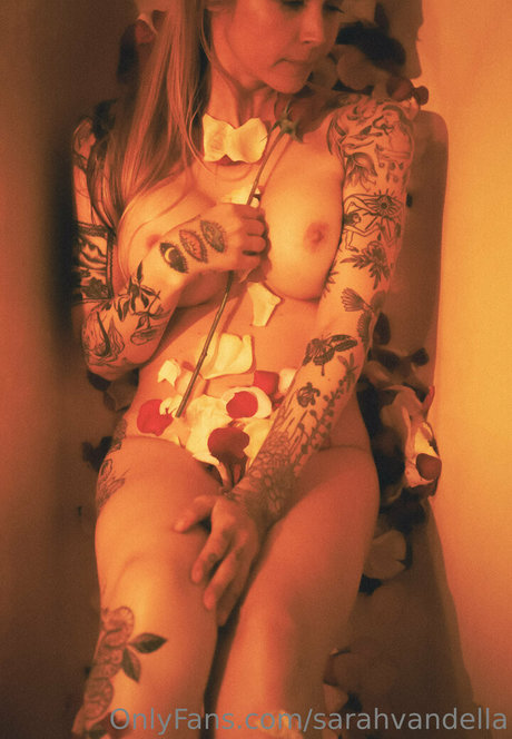 Sarahvandella nice star pictures