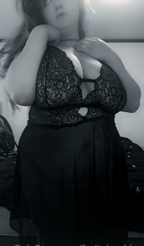 fruityboobies star nudes pic