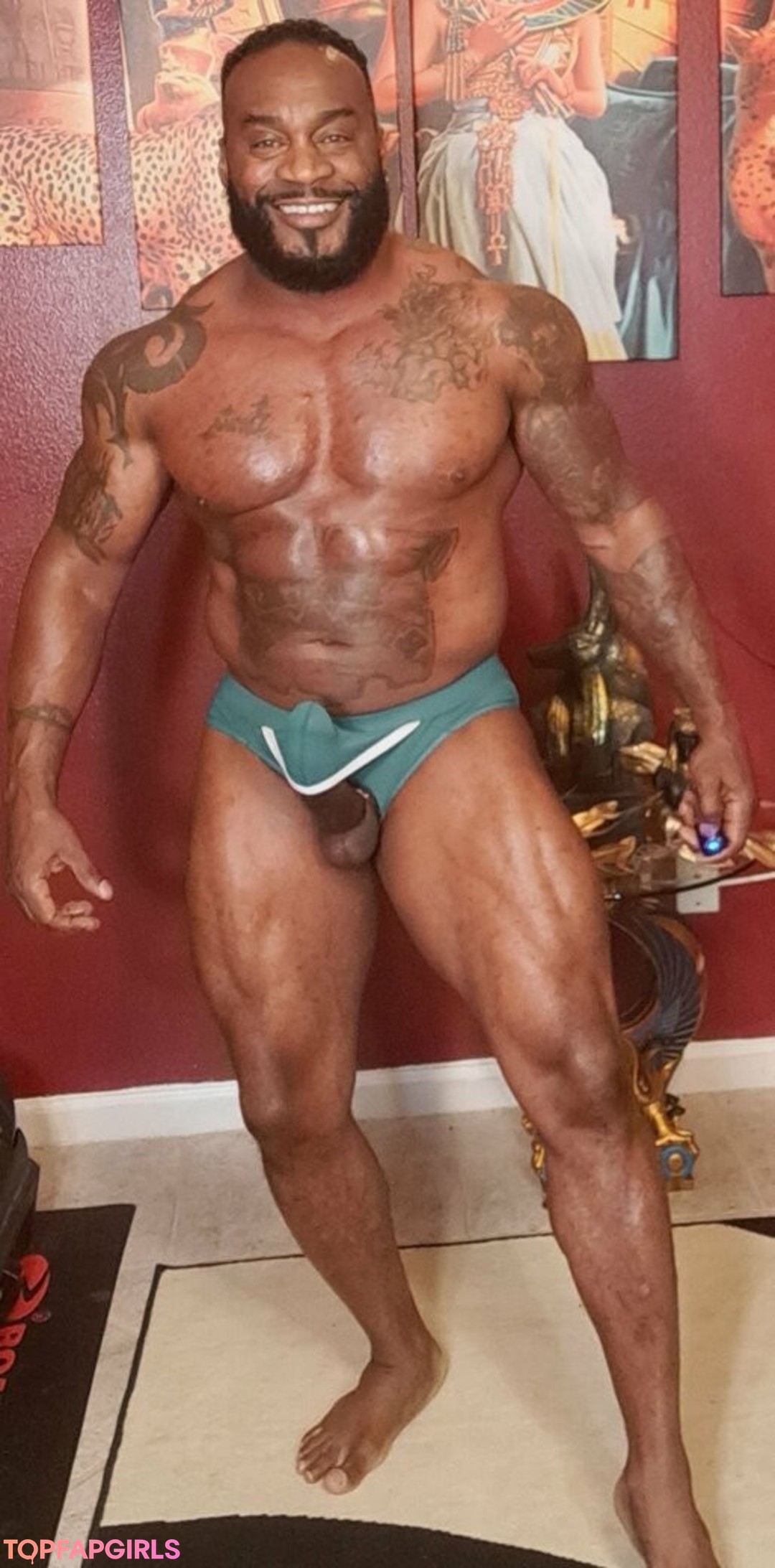 toolsfreepage exclusive actress picture