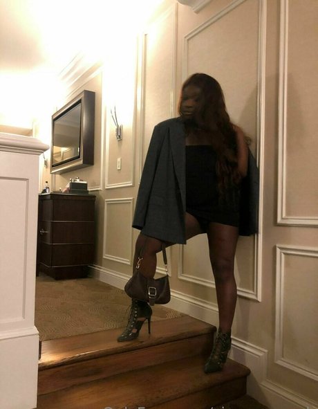 sissy serayah sex model images