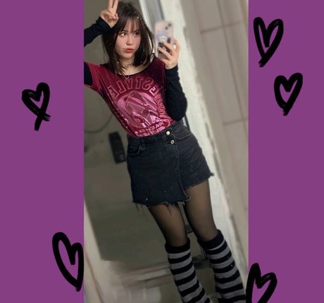 ASMR BlueKatie beautiful model galleries