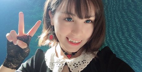 ASMR BlueKatie naked pornstar pic