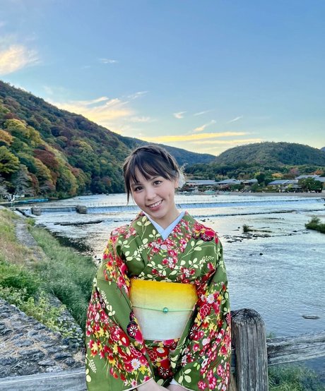 ASMR BlueKatie sex model photos