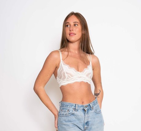 Anna Kourkoulin model hd pic