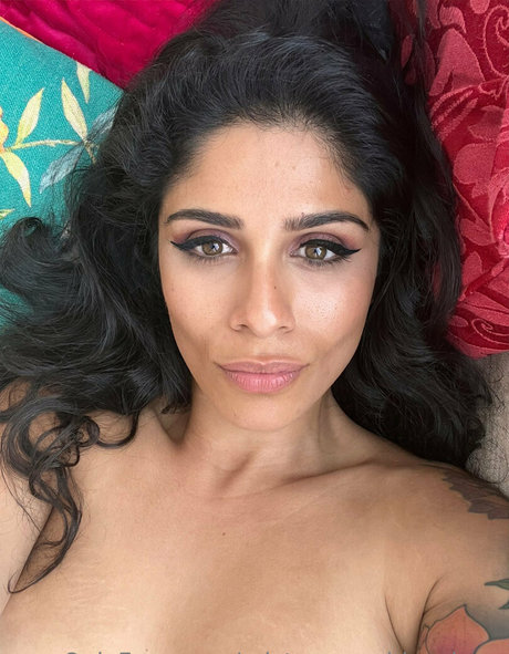 mistresssophiasahara pornstar beautiful pic