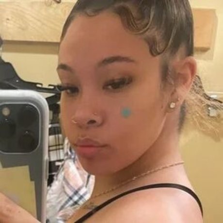 diamond desirae model nudes picture