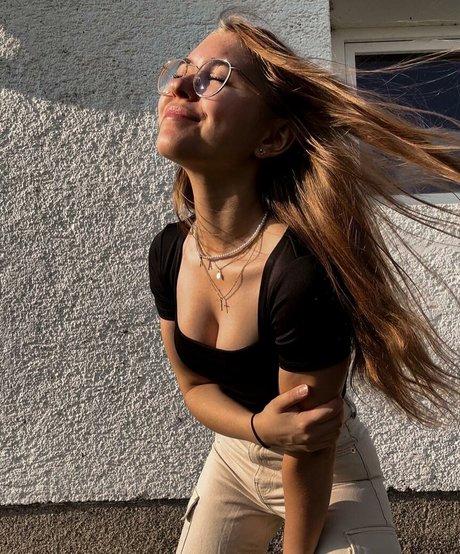 Anna Kauer adult actress pic