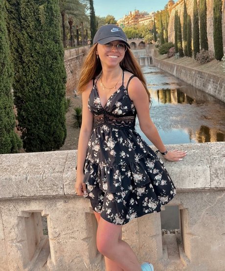 Anna Kauer art star pics