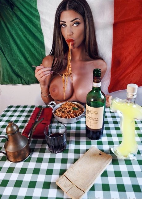 Sofia Barbieri star nude images