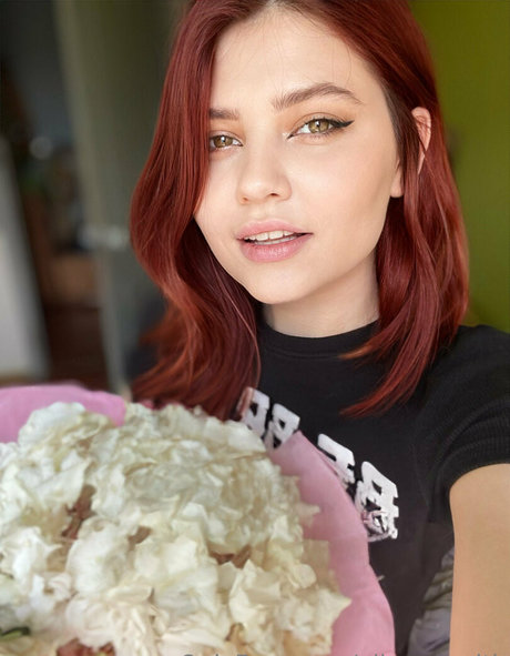 alise ssmith hot model pictures