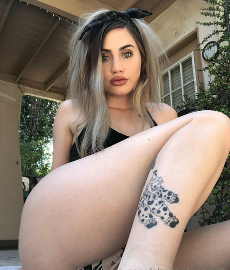 shamelessmilk model best photo