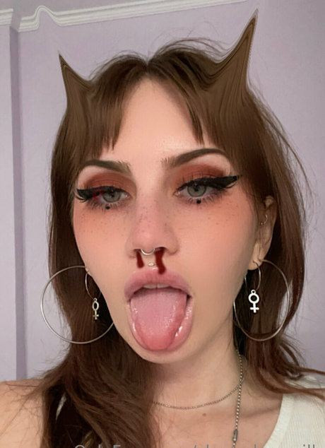 shamelessmilk hot model img