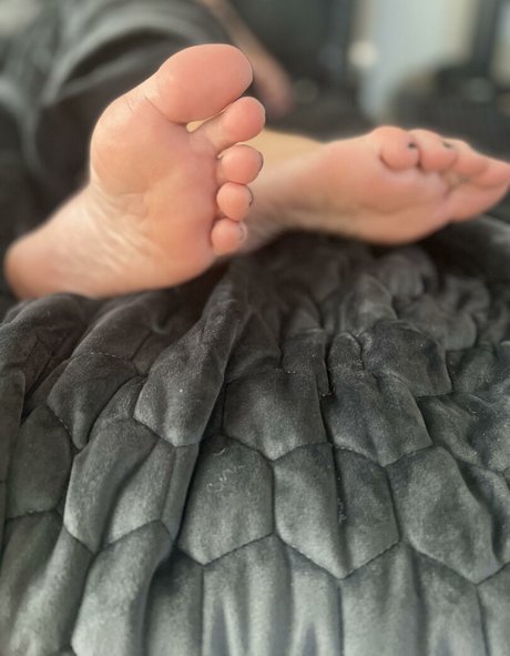 Madame Elise model porn archive