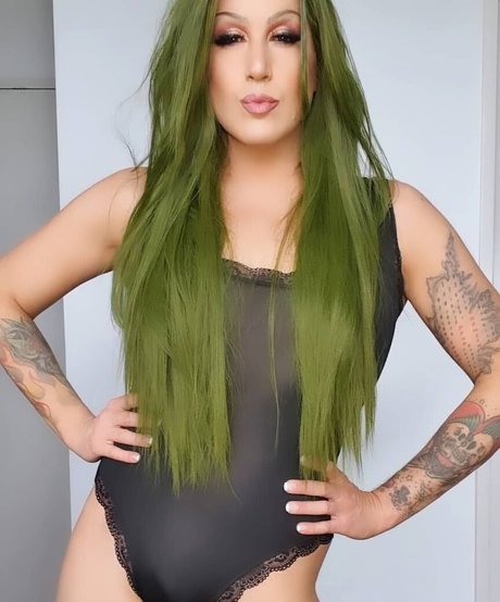 Brooke Spearz exclusive star pics