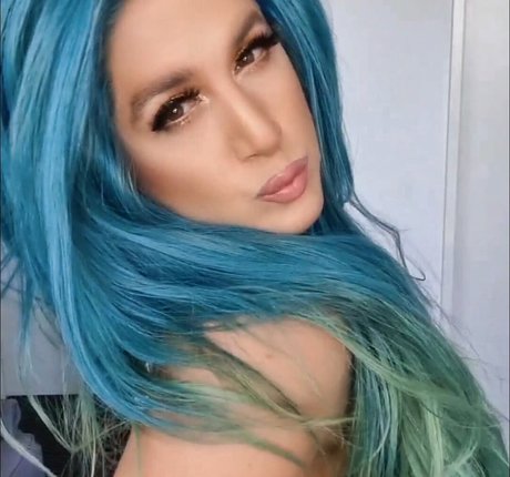 Brooke Spearz beautiful model img