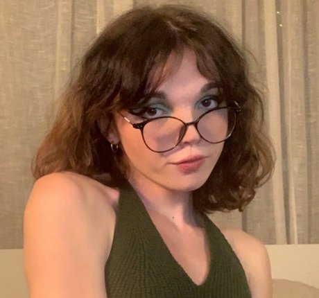 angele mhr star picture