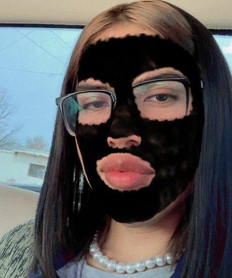 Lilith Moreno pornstar top photo