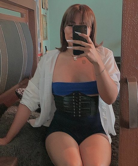 Lilith Moreno star best image